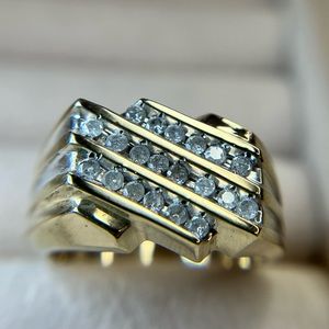 10k 20 Diamond Size 10 Gold Ring